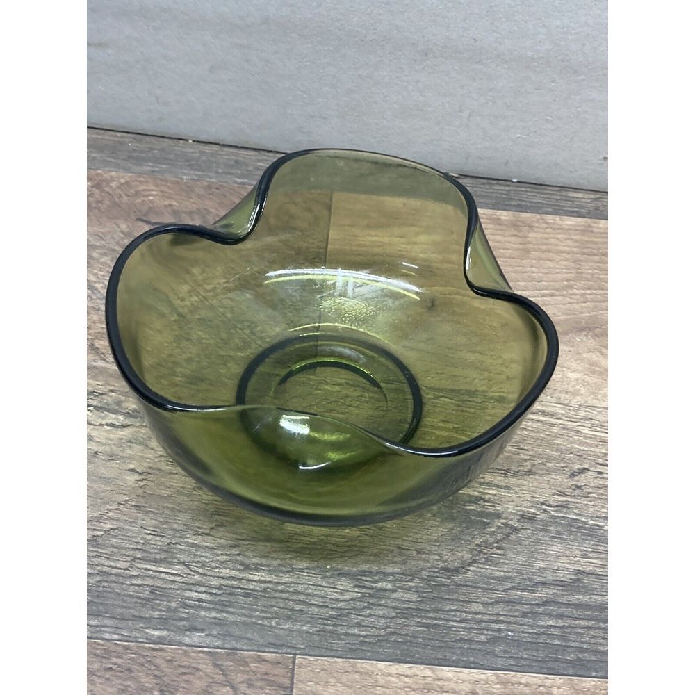 Vintage Anchor Hocking Green Pinched MCM Avocado‎ Dip Bowl 1970's